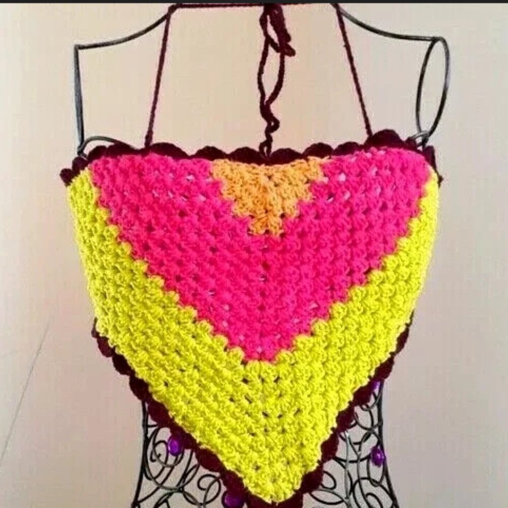 NWT Crochet Cropped Top Halter Neck Cotton size S/ M